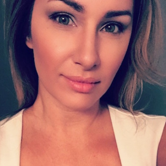 Meet your Posher, Tara - Picture 1 of 1